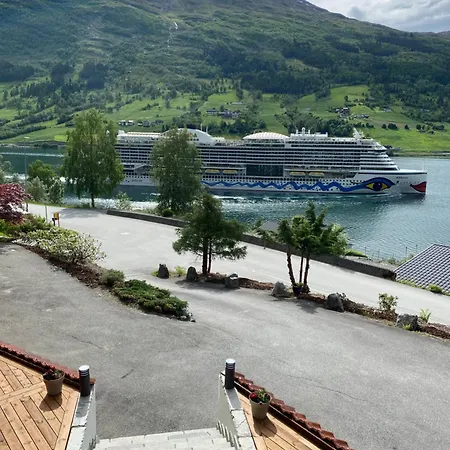 Charming View Apartment Olden